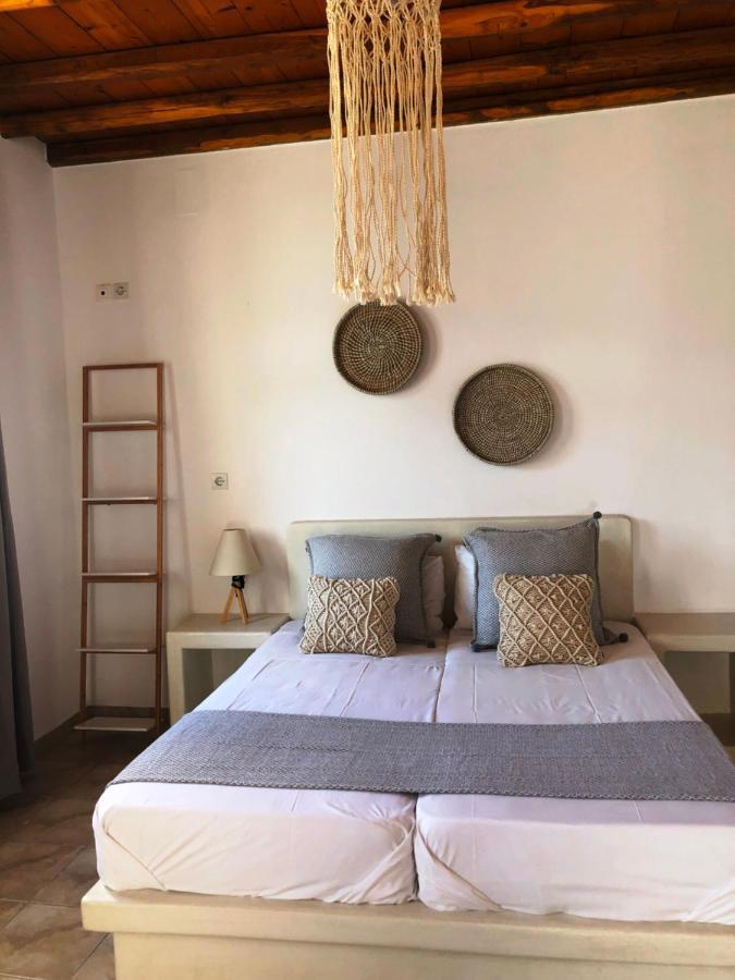 Villa Vrachos House By The Sea à Firopotamos Extérieur photo