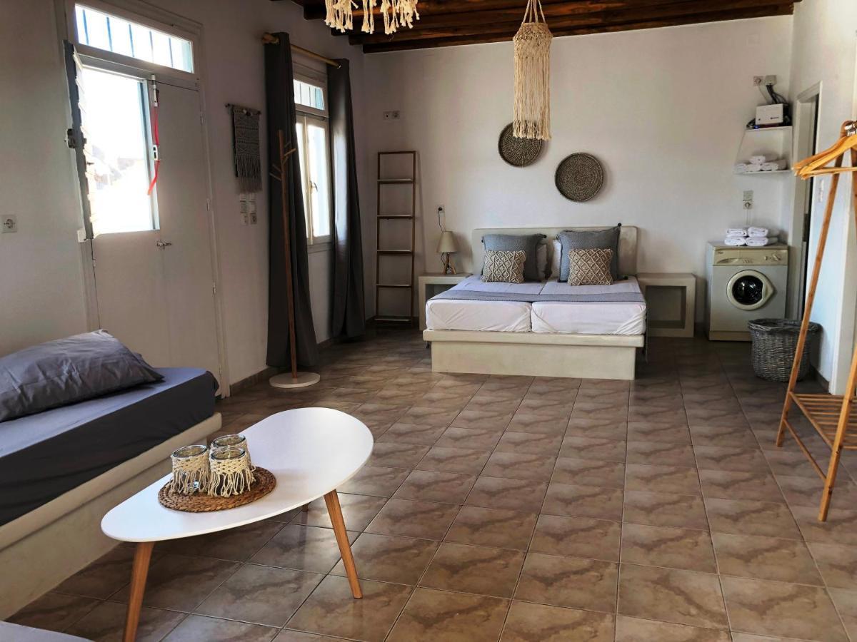Villa Vrachos House By The Sea à Firopotamos Extérieur photo