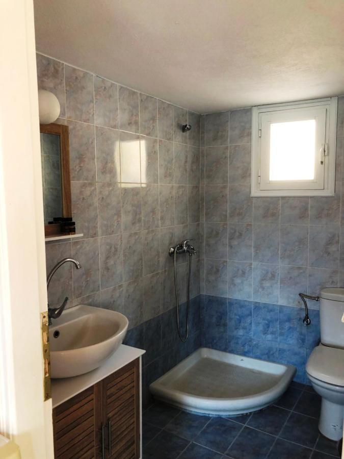 Villa Vrachos House By The Sea à Firopotamos Extérieur photo